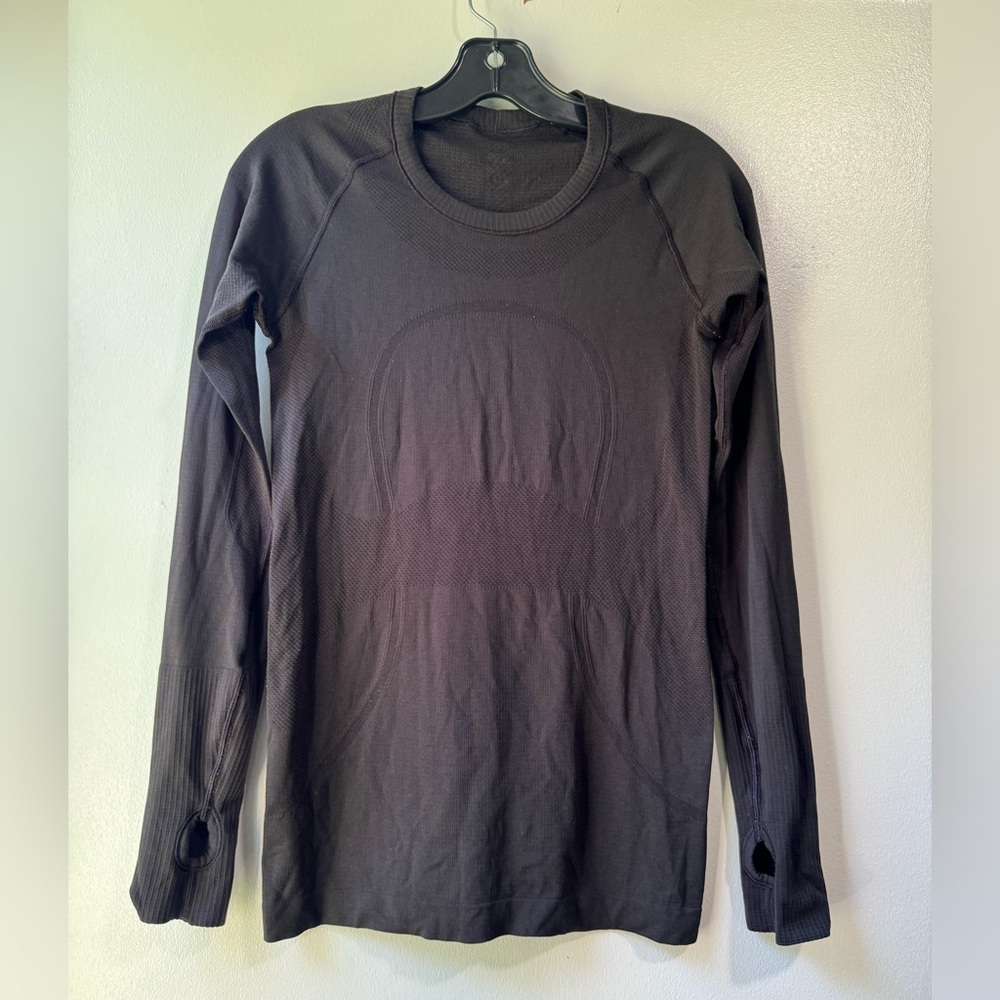 Lululemon Women’s Swift Stride Long Sleeve Sz 6